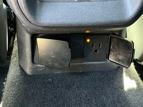 Used 2025 Ford Bronco Outer Banks AWD/4WD image 26