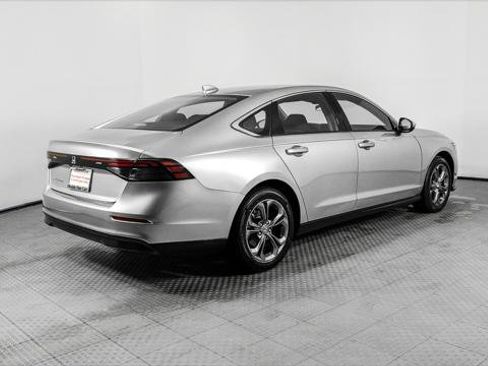 Used 2024 Honda Accord EX image 8