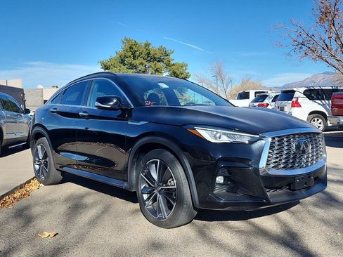 Used 2024 INFINITI QX55 Luxe image 3