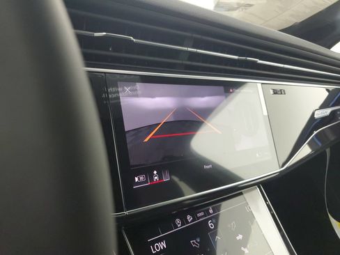 New 2026 Audi Q7 2.0T Premium AWD/4WD image 25