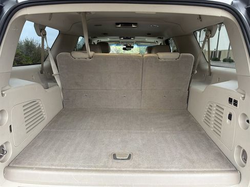 Used 2019 Cadillac Escalade ESV Luxury image 21