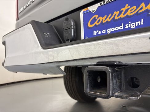 Used 2025 Chevrolet Silverado 1500 LT image 14