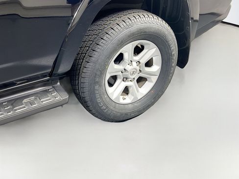 Used 2019 Toyota 4Runner SR5 image 27