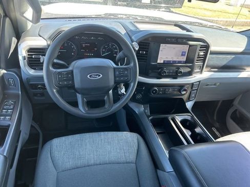 Used 2021 Ford F150 XLT image 26