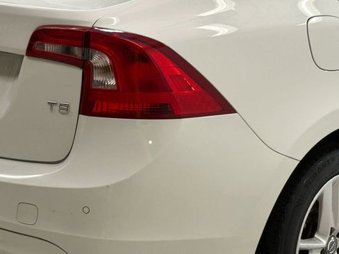 Used 2015 Volvo S60 T5 Premier image 10