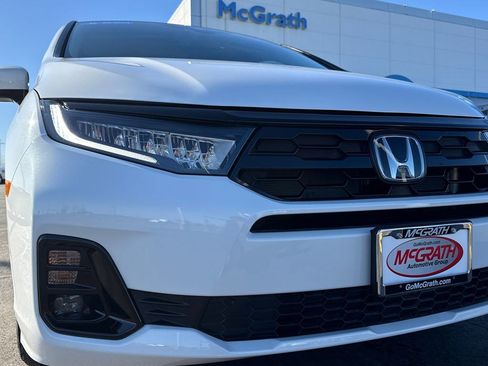 Certified 2025 Honda Odyssey Elite image 13