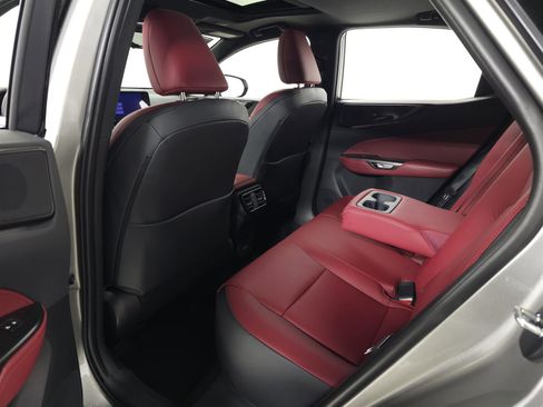 Certified 2026 Lexus NX 350 AWD w/ Accessory Package (2T) image 31