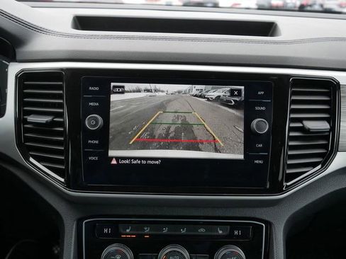 Certified 2023 Volkswagen Atlas Cross Sport SE AWD/4WD image 29