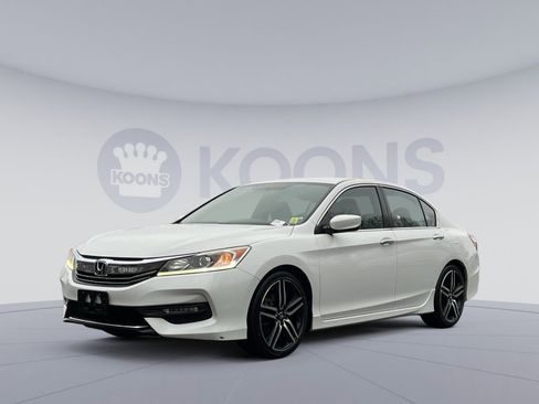 Used 2017 Honda Accord Sport image 1