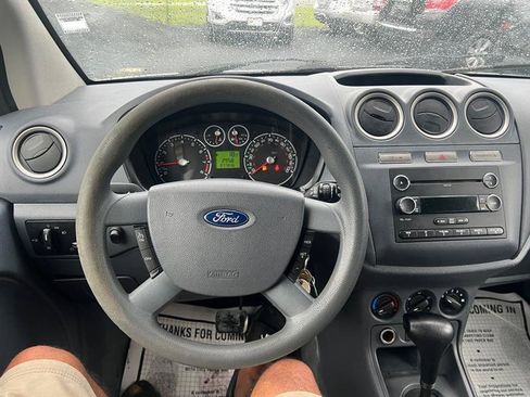 Used 2013 Ford Transit Connect XLT image 24