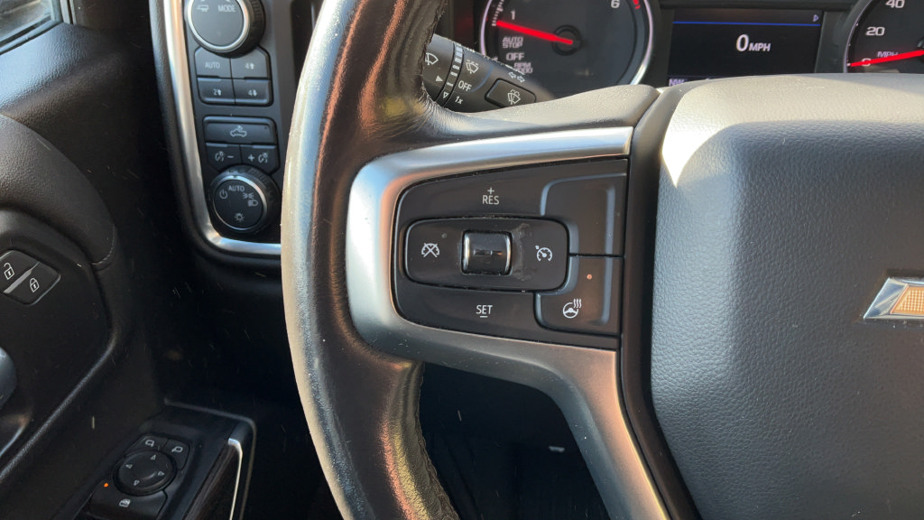 Used 2020 Chevrolet Silverado 1500 LT w/ All-Star Edition AWD/4WD image 33