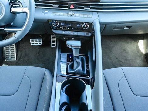 New 2026 Hyundai Elantra Sport image 16