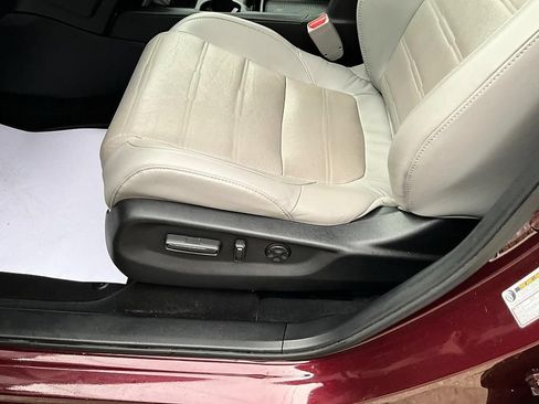 Used 2018 Honda CR-V EX-L image 16