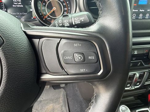 Used 2022 Jeep Wrangler Sport S image 26