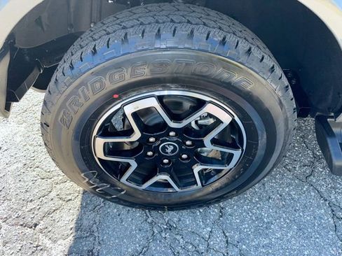 New 2025 Ford Bronco Outer Banks image 12