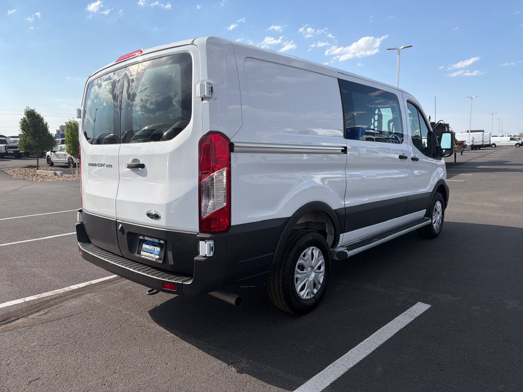 Used 2025 Ford Transit 250 Low Roof w/ Exterior Upgrade Package RWD image 3