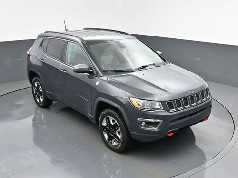 Used 2018 Jeep Compass Trailhawk w/ Navigation Group image 21