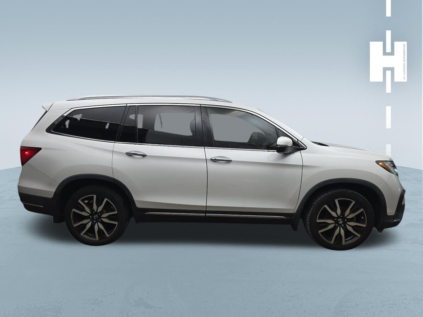 Used 2020 Honda Pilot Elite image 3