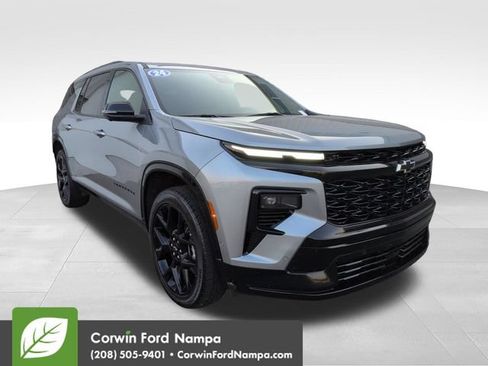Used 2024 Chevrolet Traverse RS AWD/4WD image 1