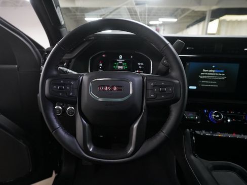 Used 2026 GMC Sierra 2500 AT4X AWD/4WD image 4