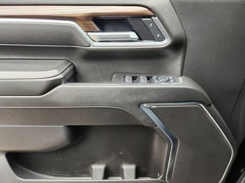 Used 2025 Chevrolet Silverado 2500 LT w/ Texas Edition image 20