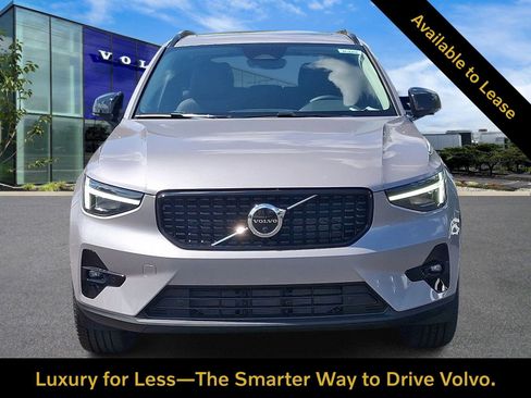 Certified 2026 Volvo XC40 B5 Plus w/ Protection Package Premier AWD/4WD image 2