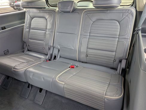 Used 2023 Lincoln Navigator Black Label image 20