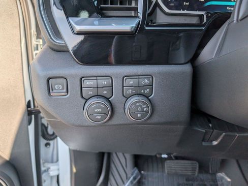 New 2026 Chevrolet Silverado 1500 RST w/ RST All Star Premium Package AWD/4WD image 28