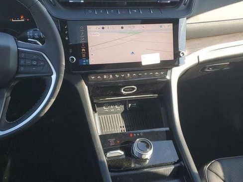 New 2026 Jeep Grand Cherokee L Limited AWD/4WD image 16