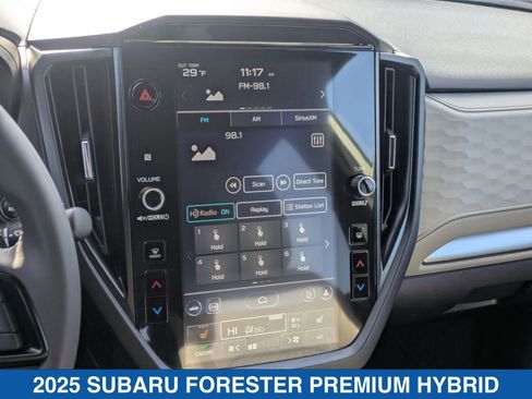 Used 2025 Subaru Forester Premium image 24