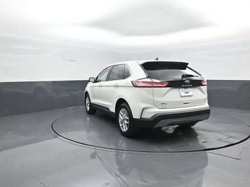 Certified 2024 Ford Edge SEL w/ Convenience Package AWD/4WD image 5