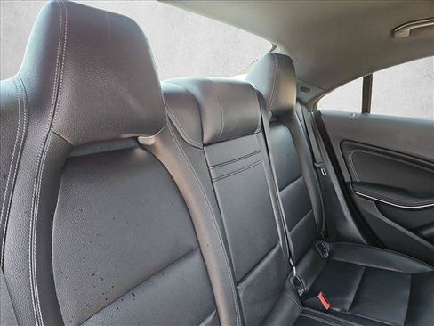 Used 2016 Mercedes-Benz CLA 250 4MATIC image 19