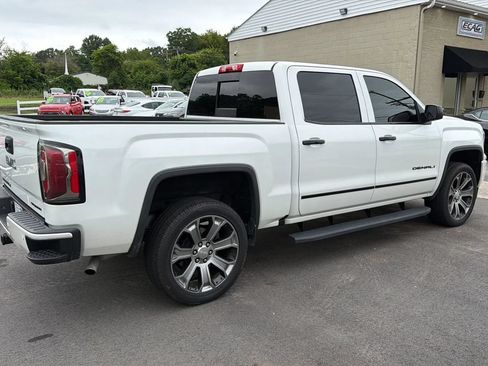 Used 2018 GMC Sierra 1500 Denali AWD/4WD image 2