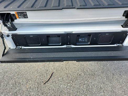 Certified 2024 GMC Sierra 2500 Denali Ultimate image 15