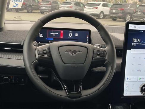 Used 2023 Ford Mustang Mach-E Premium image 7