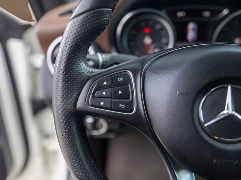 Used 2018 Mercedes-Benz CLA 250 image 14