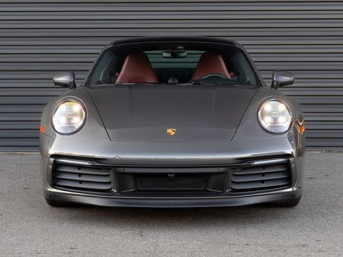 Certified 2021 Porsche 911 Carrera S RWD image 7
