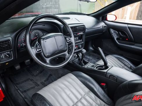 Used 2002 Chevrolet Camaro Z28 w/ SS Performance/Appearance Pkg RWD image 2