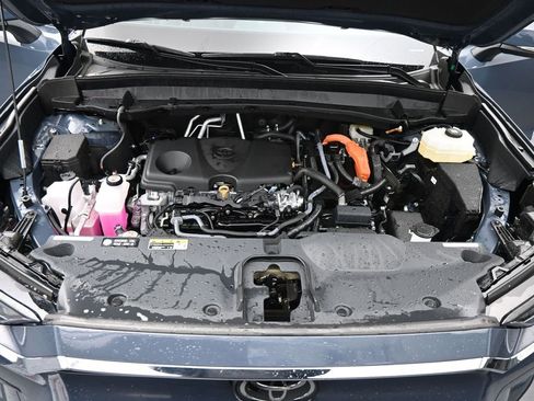 Used 2025 Toyota Grand Highlander AWD Hybrid image 14