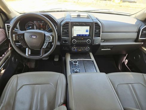 Used 2021 Ford Expedition Limited AWD/4WD image 9