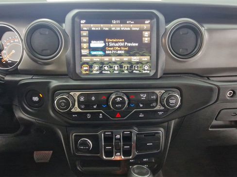 Used 2023 Jeep Wrangler Sport image 16