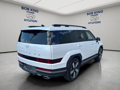 Used 2024 Hyundai Santa Fe Limited image 5