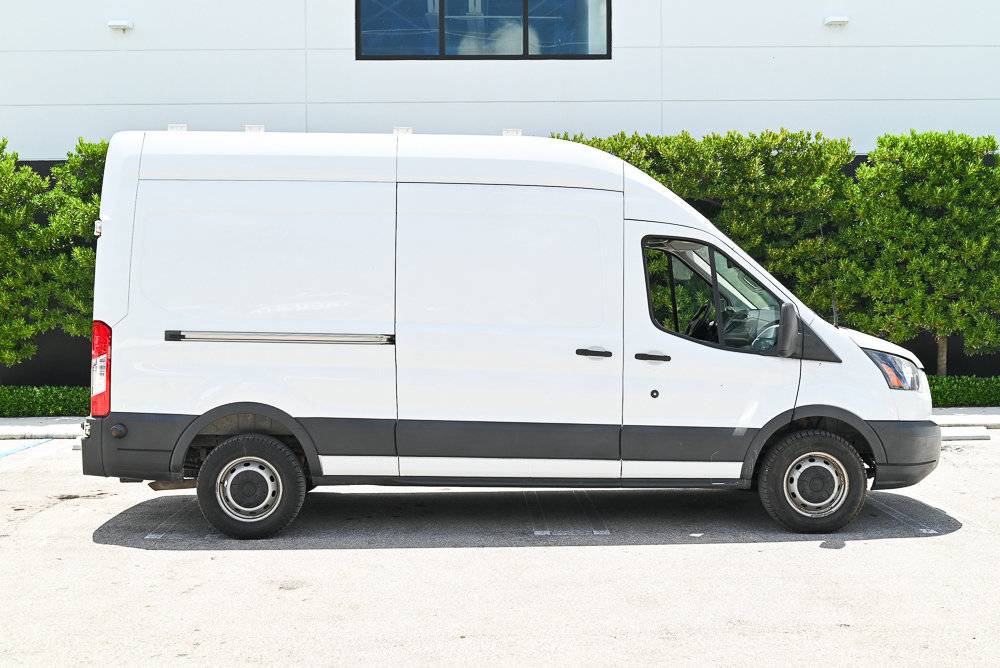 Used 2018 Ford Transit 250 148 High Roof RWD image 7