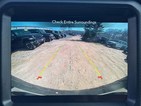 Used 2022 Jeep Wrangler Unlimited Rubicon 4xe w/ Cold Weather Group AWD/4WD image 19