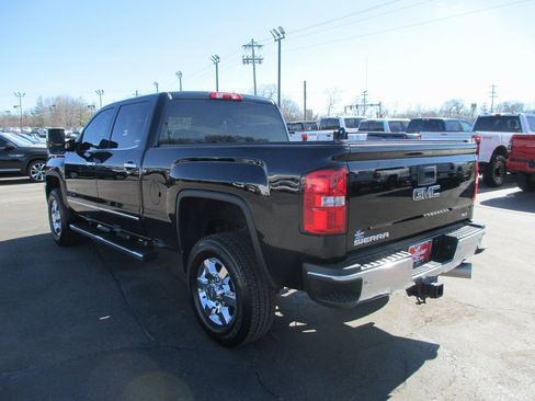 Used 2019 GMC Sierra 3500 SLT w/ Duramax Plus Package image 8