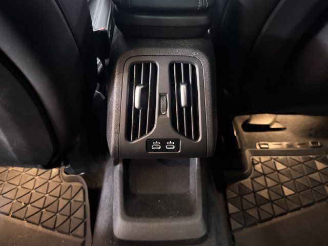 Used 2025 BMW X2 xDrive28i w/ Convenience Package AWD/4WD image 14