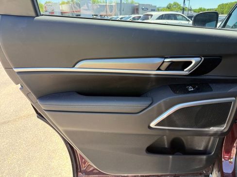 Used 2022 Kia Telluride S AWD/4WD image 24