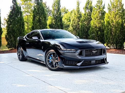 Used 2024 Ford Mustang Dark Horse RWD image 2