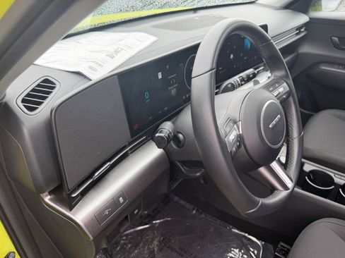 Used 2024 Hyundai Kona SEL image 11