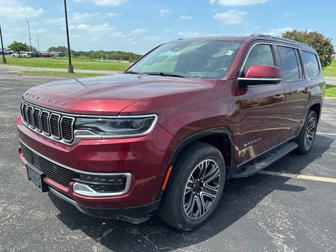 Used 2022 Jeep Wagoneer Series III w/ Flexible Seating Group AWD/4WD image 1
